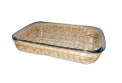 B & D Single Glass Bowl in Rattan Basket